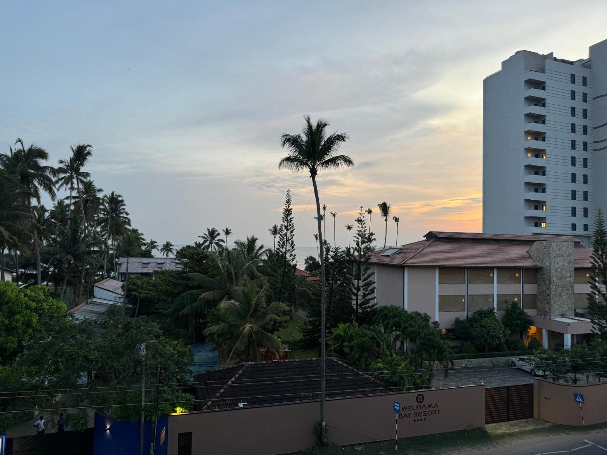 Sugar Hostel Weligama - Coliving & Coworking Екстериор снимка